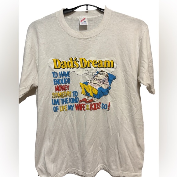 Jerzees Other - Jerzees Cream Short Sleeve Tee with Graphic Design. Dad’s Dream vintage‎